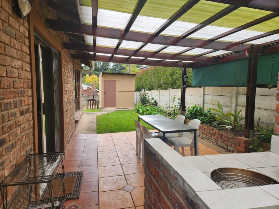 2 Bedroom Property for Sale in Denneoord Western Cape